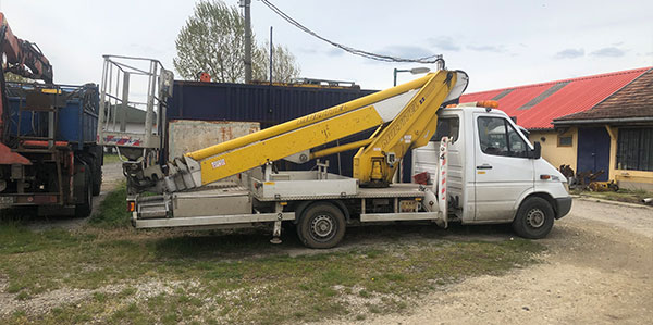 VOLTREX KFT - SZOLGÁLTATÁSOK